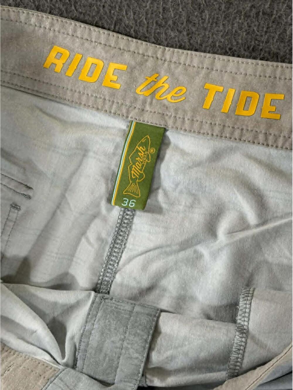 Marsh Wear Men's Size 36 Ride the Tide Light Gray Board Shorts Tropical - Picture 2 of 6